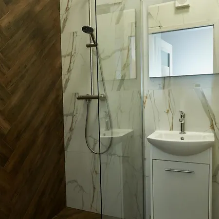 Apartment L66 *